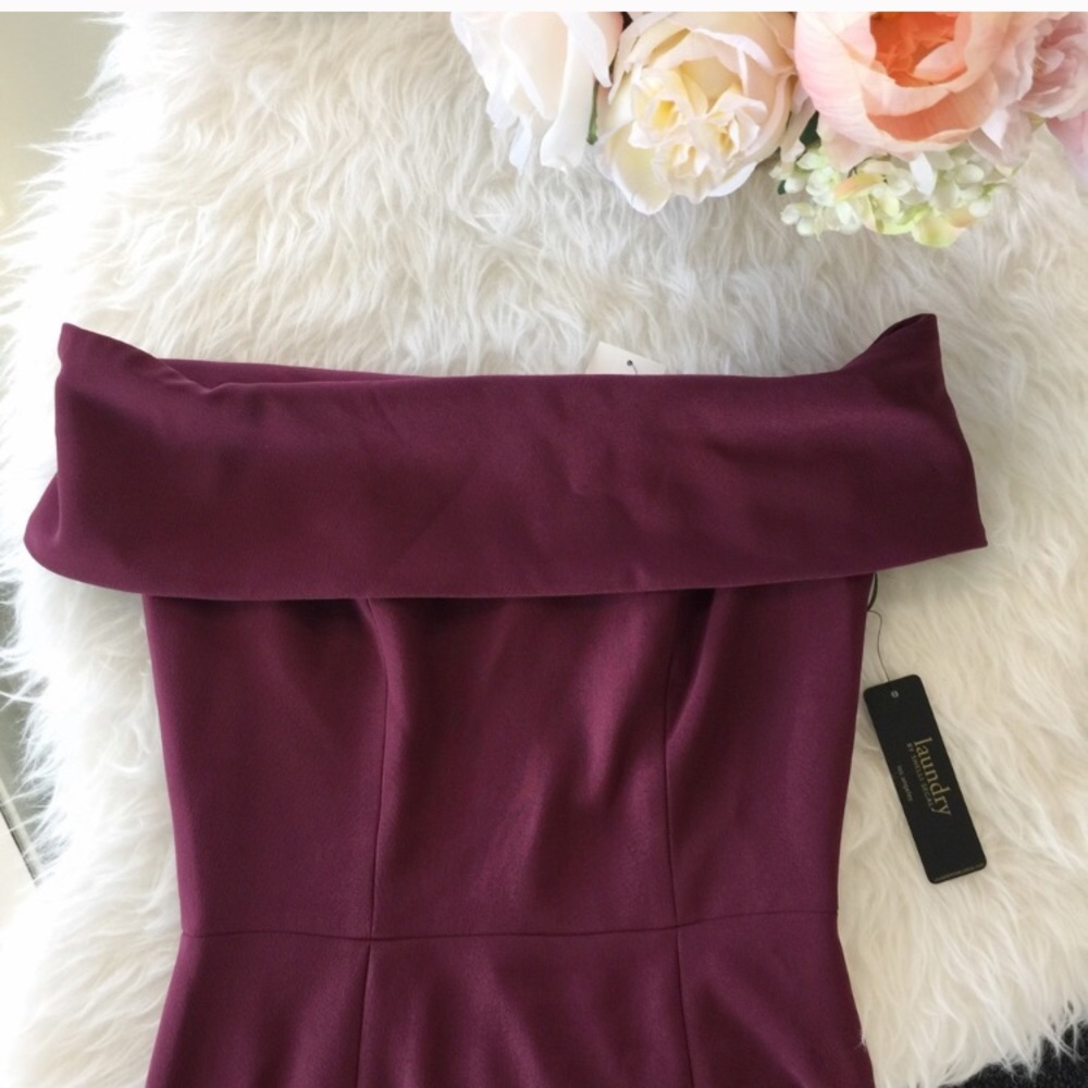 Laundry by Shelli Segal Off the Shoulder Dress